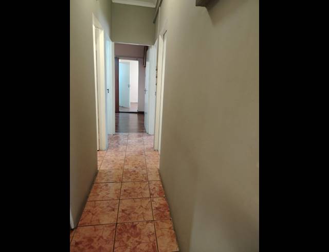 3 BEDROOM HOUSE FOR SALE IN FERNWOOD
